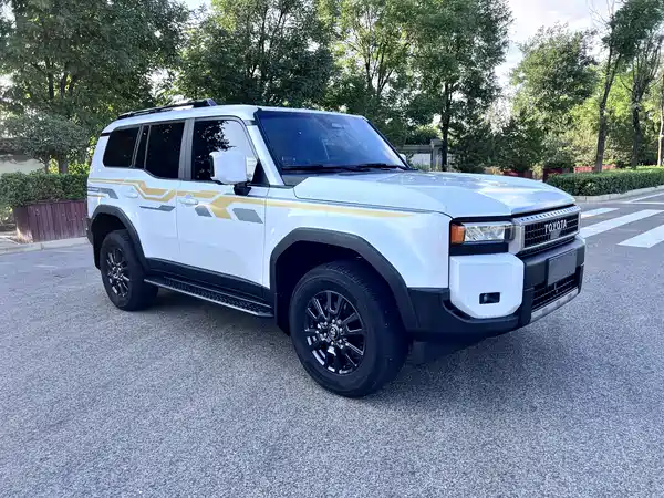 Toyota Prado 2025