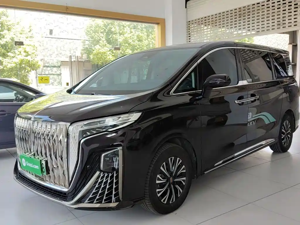 Hongqi HQ9 PHEV 2025 — фото 1