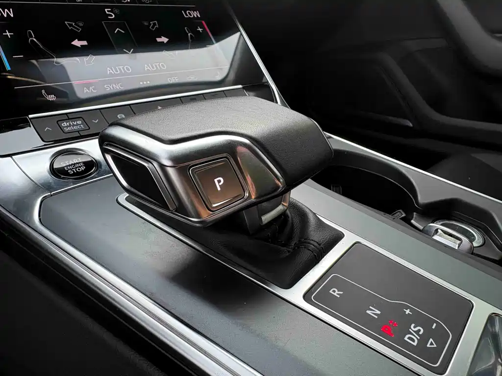 Audi A7 2021 — фото 11