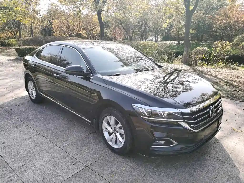 Volkswagen Passat 2021