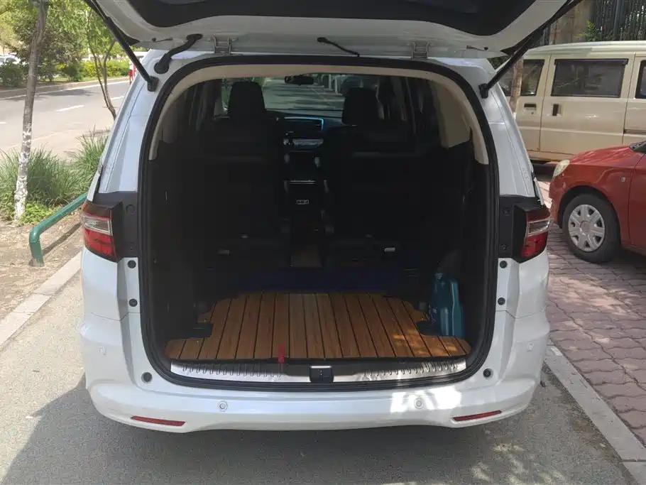 Honda Odyssey 2015 — фото 4