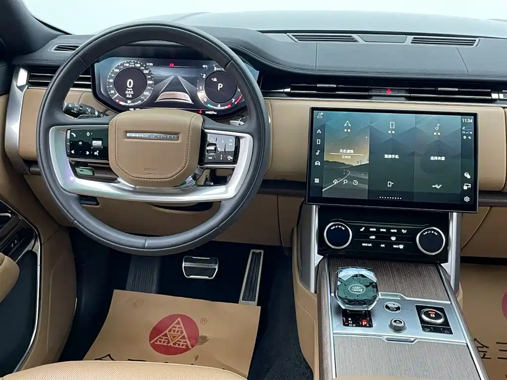 Land Rover Range Rover 2023 — фото 35