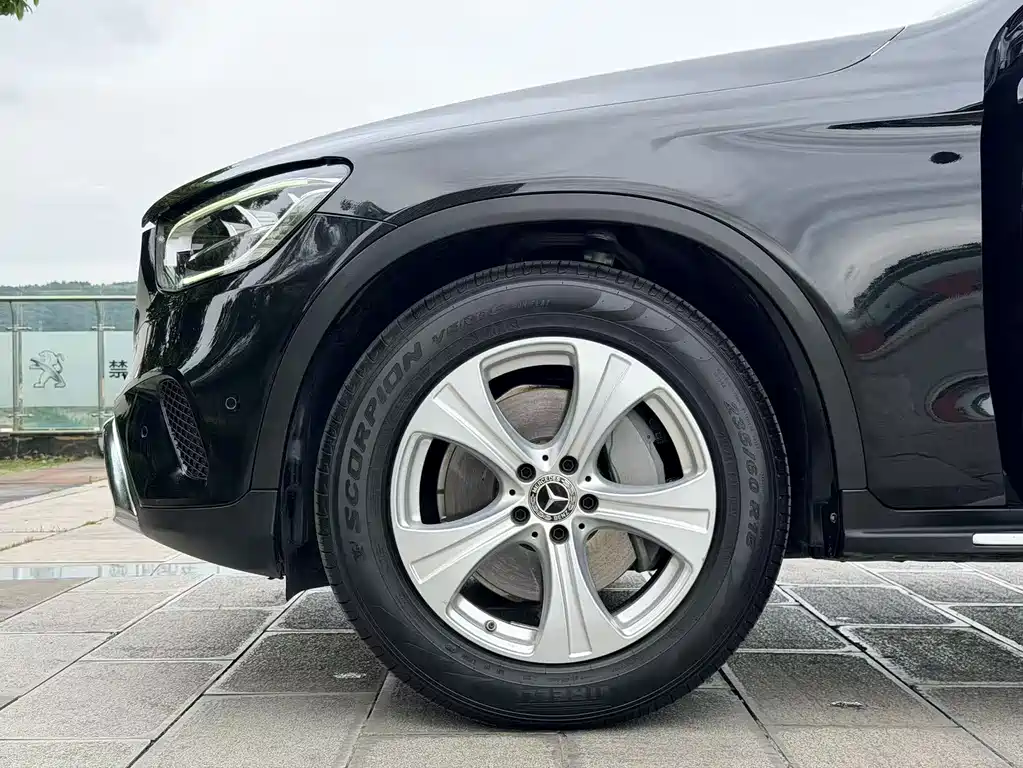Mercedes-Benz GLC 2020 — фото 30