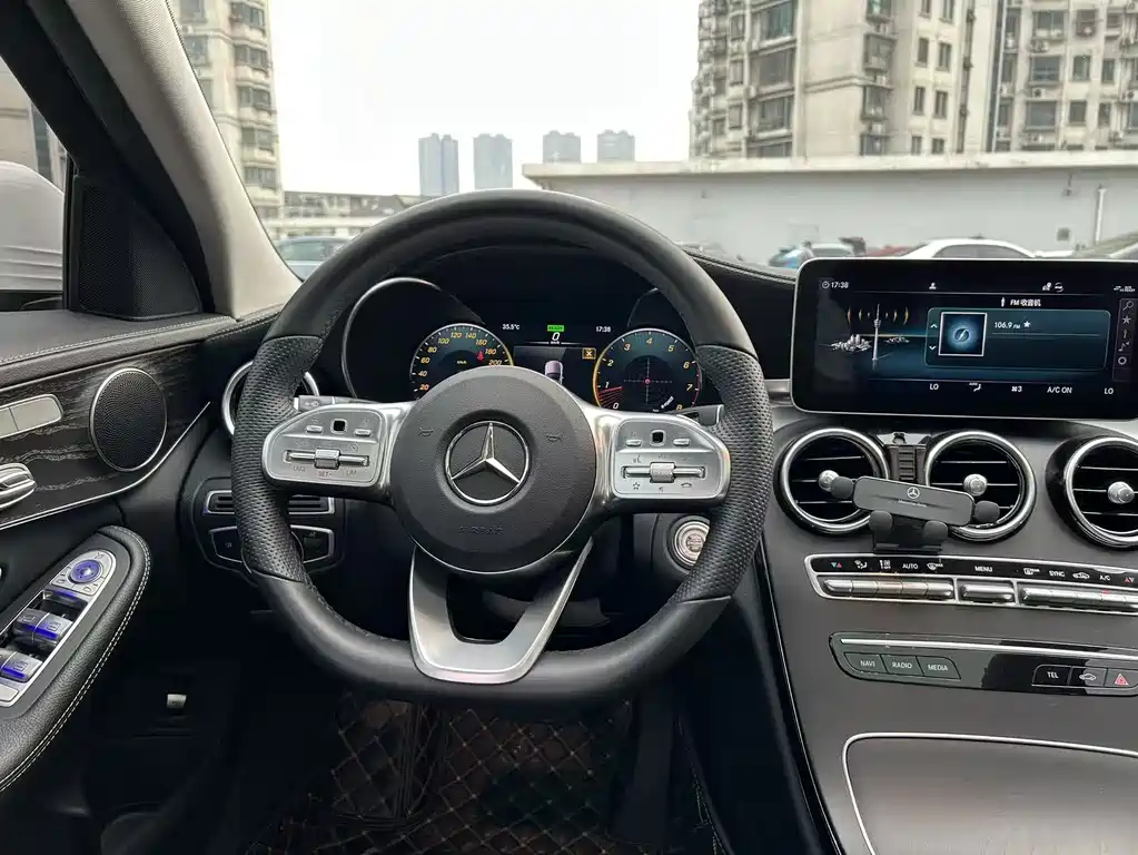 Mercedes-Benz C-Class 2021 — фото 15