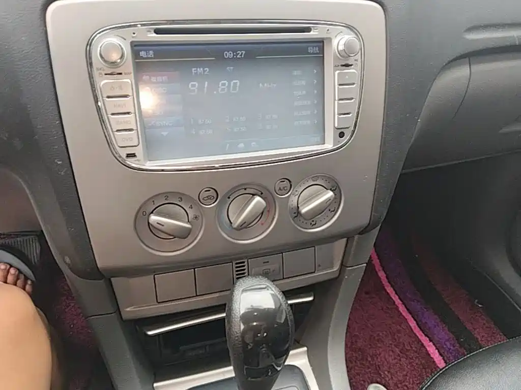 Ford Focus 2015 — фото 13