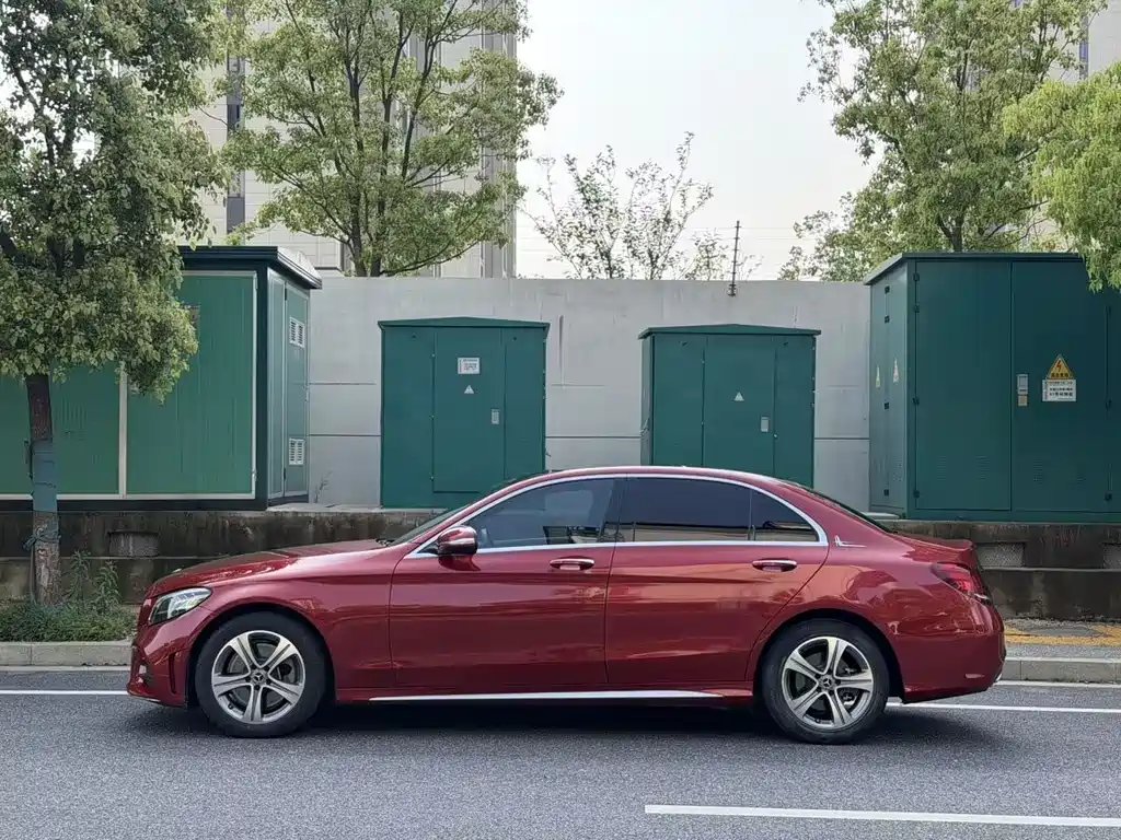 Mercedes-Benz C-Class 2019