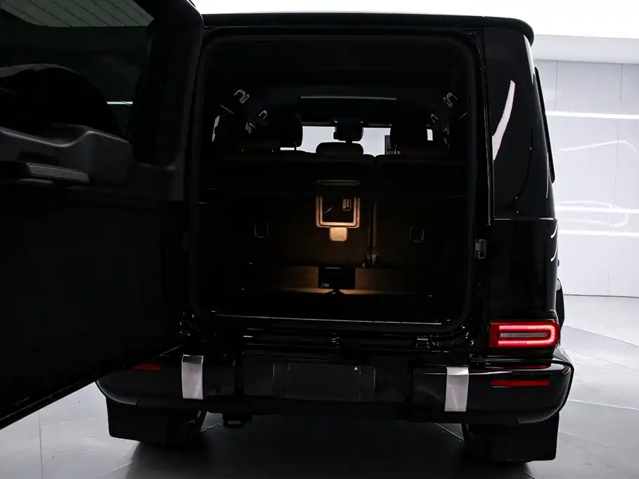Mercedes-Benz G-Class 2023 — фото 17
