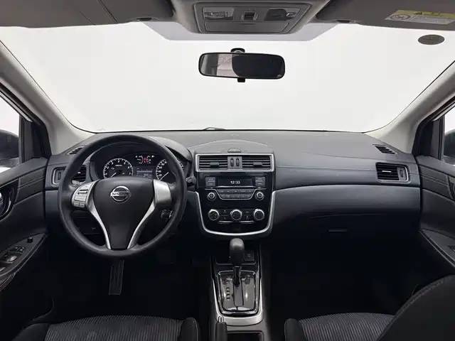 Nissan Tiida 2017 — фото 9