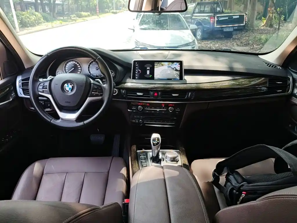 BMW X5 2016 — фото 10