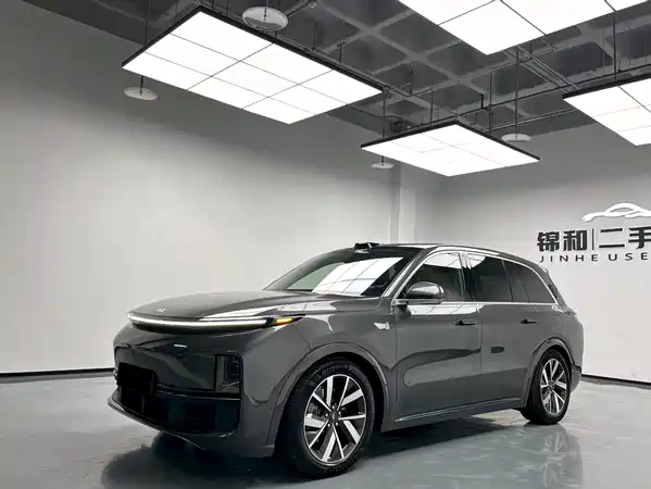 Li Auto L8 2023