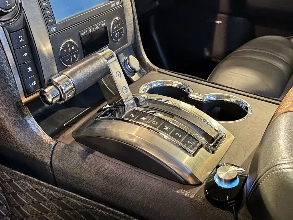 Hummer H2 2014 — фото 18