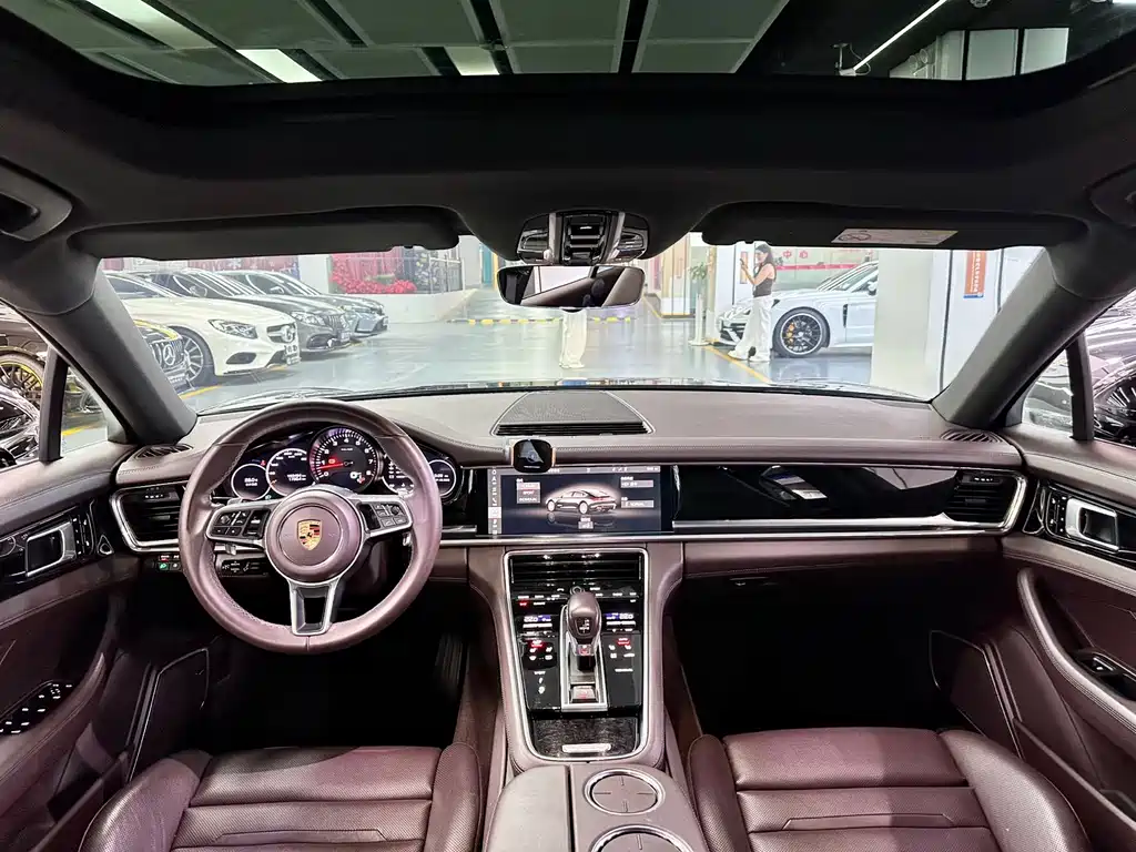 Porsche Panamera 2018 — фото 5