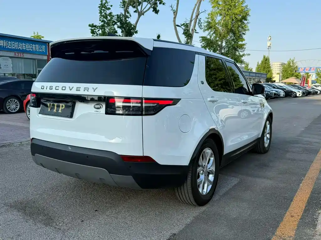 Land Rover Discovery 2019 — фото 9