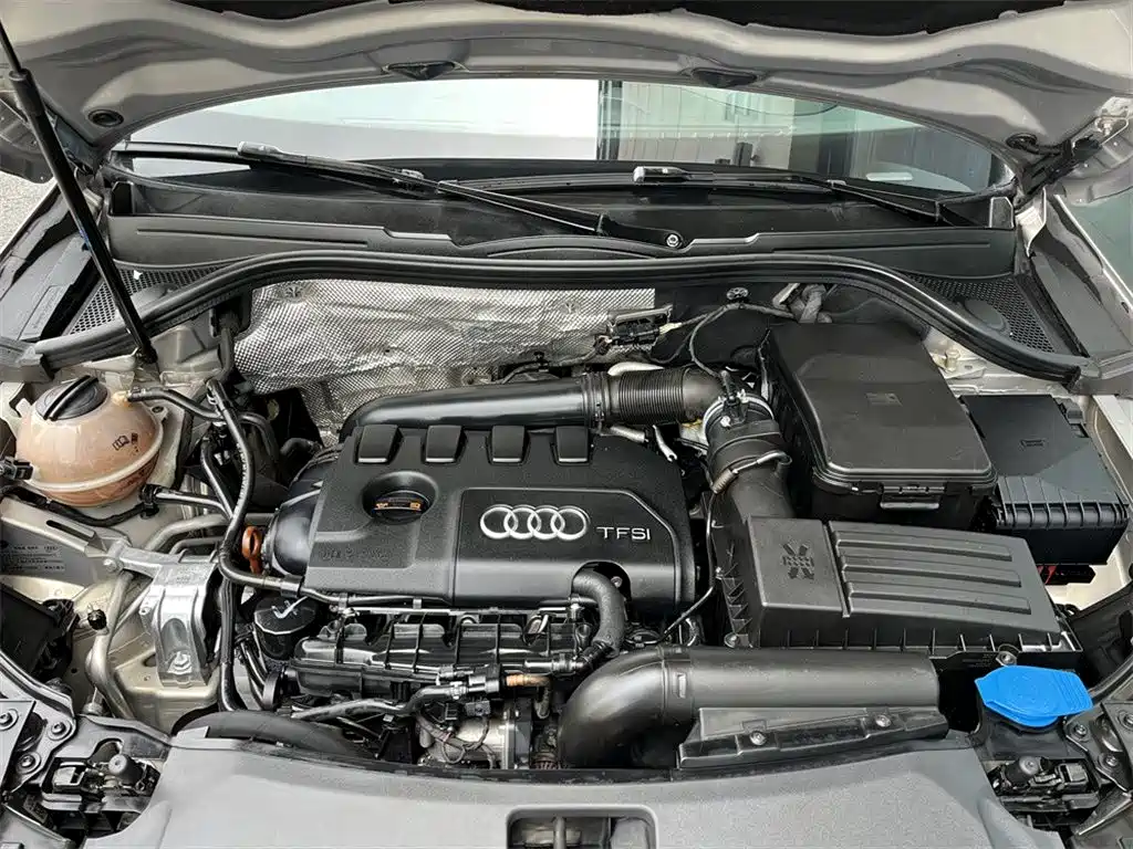 Audi Q3 2013 — фото 8