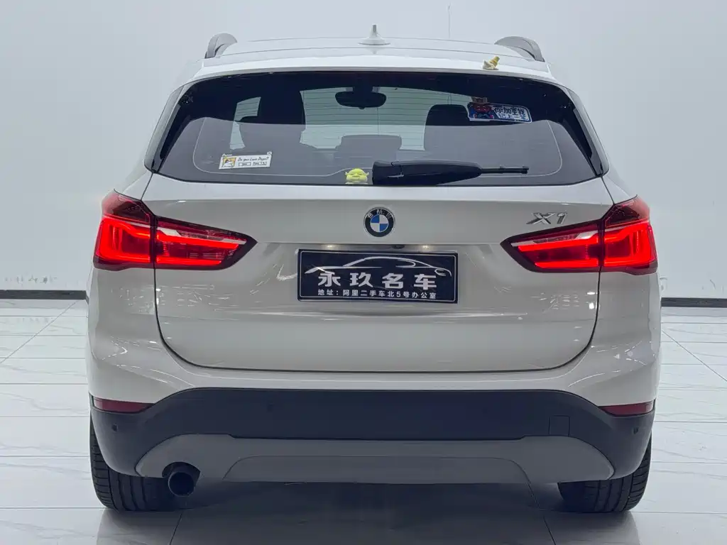 BMW X1 2016 — фото 13