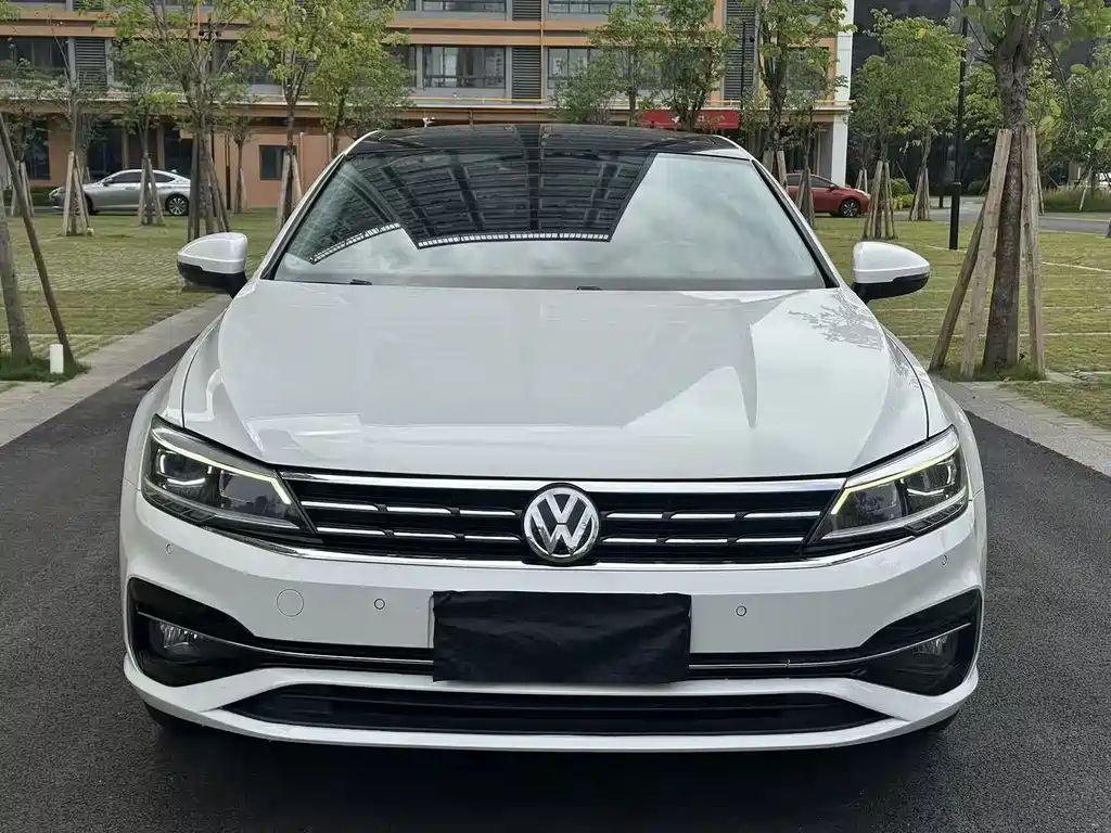 Volkswagen Lamando 2018 — фото 2
