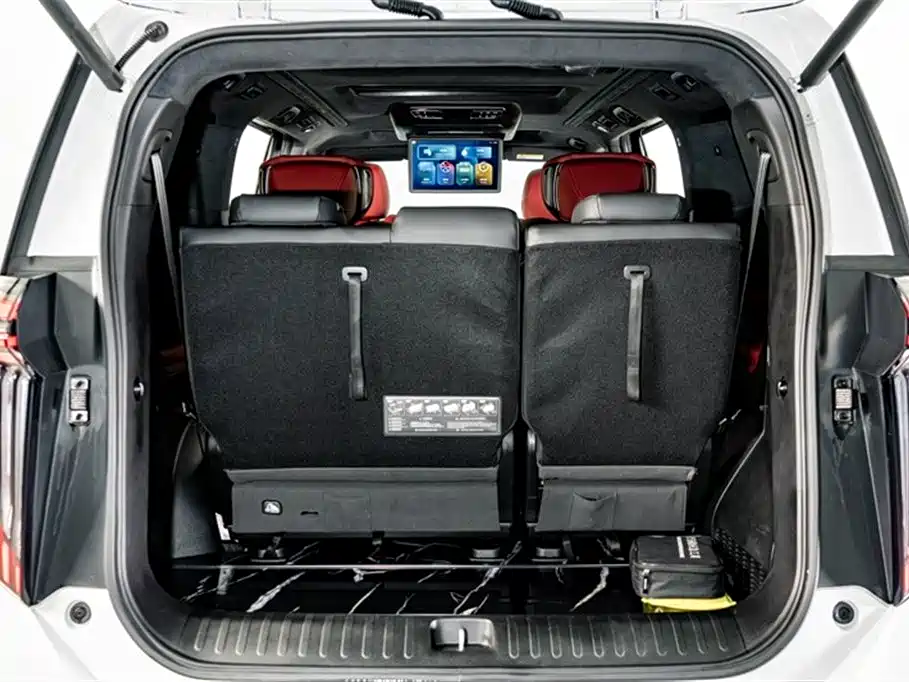 GAC Motor Trumpchi M8 2023 — фото 28