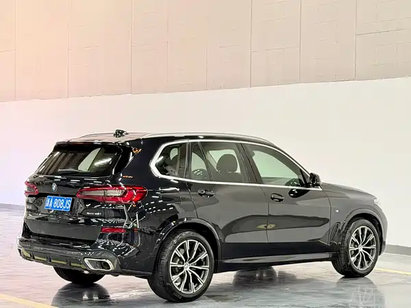 BMW X5 2019