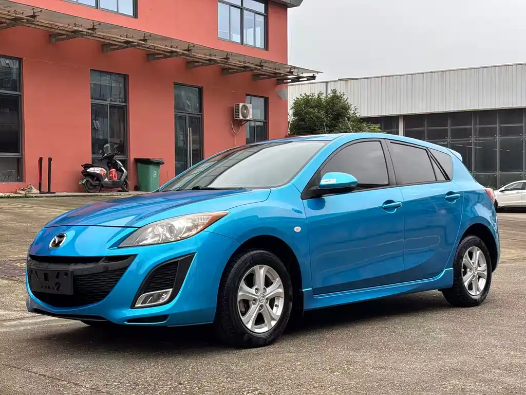 Mazda 3 Xingcheng 2013