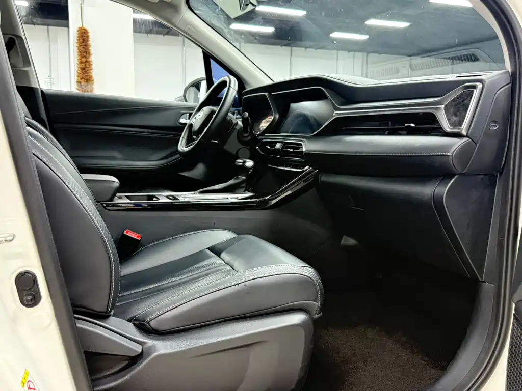 GAC Trumpchi GS4 2022 — фото 19