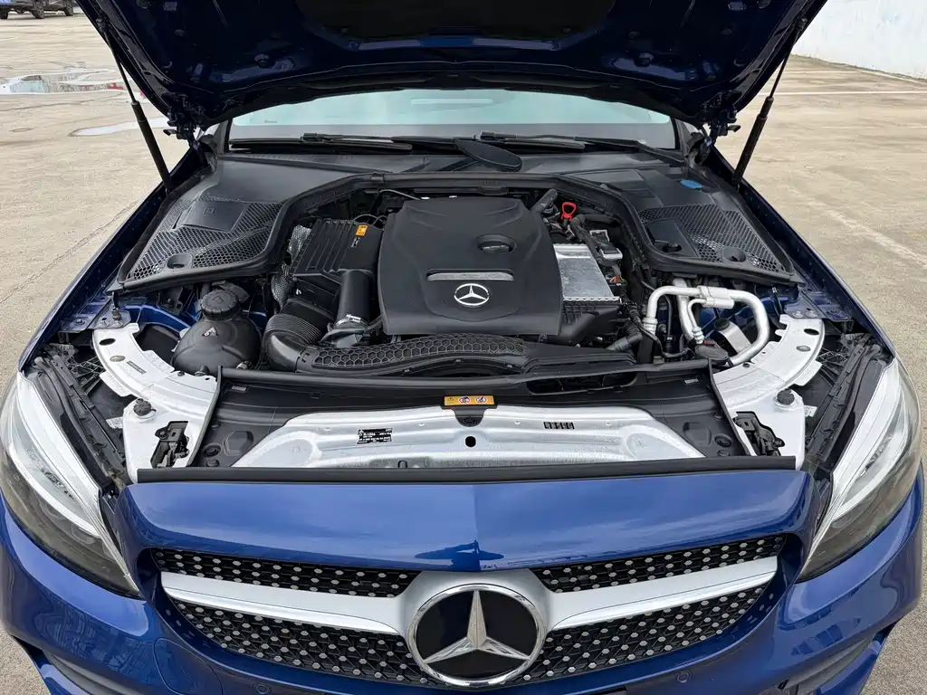 Mercedes-Benz C-Class 2019 — фото 16