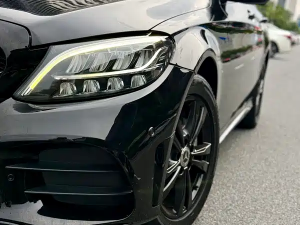 Mercedes-Benz C-Class 2019