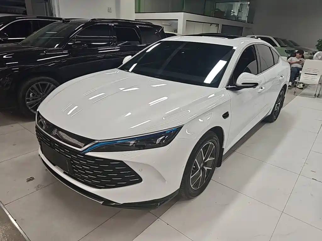 BYD Qin L 2025 — фото 1