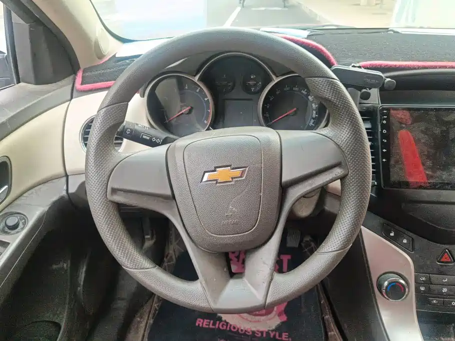 Chevrolet Cruze 2015 — фото 15