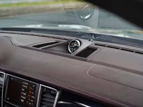 Porsche Panamera 2012