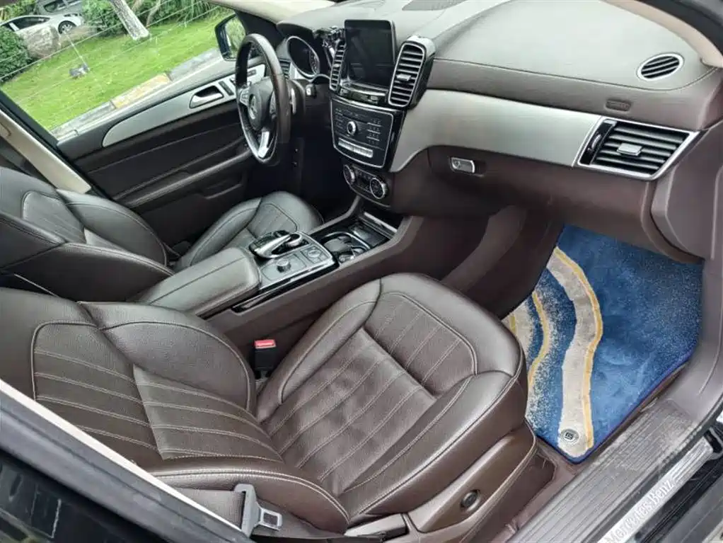 Mercedes-Benz GLS 2016 — фото 12