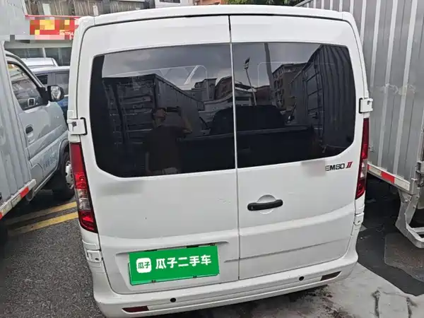 Changan Ruixing EM80 2025