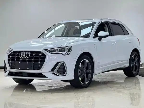 Audi Q3 2022