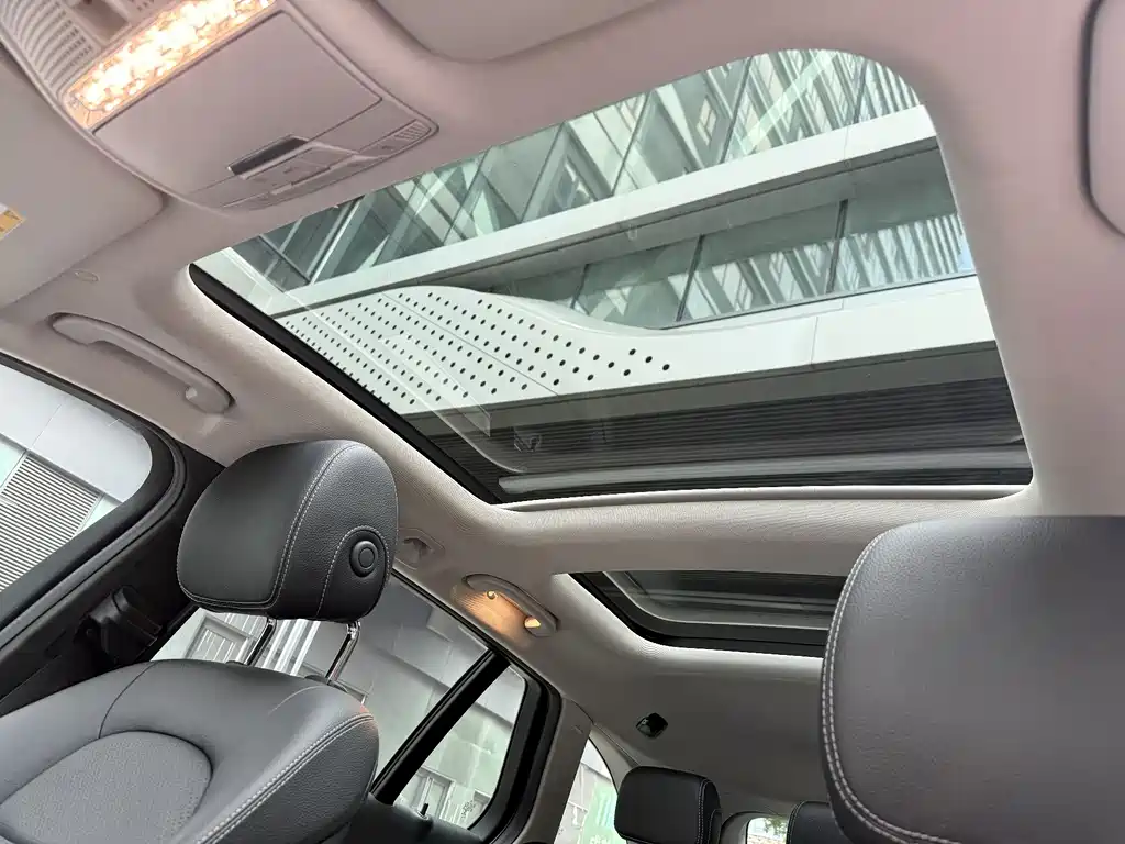Mercedes-Benz C-Class 2021 — фото 17