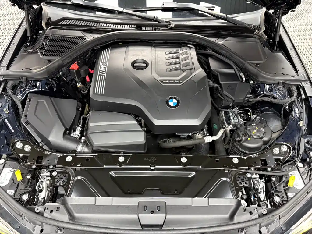 BMW 3 Series 2024 — фото 22