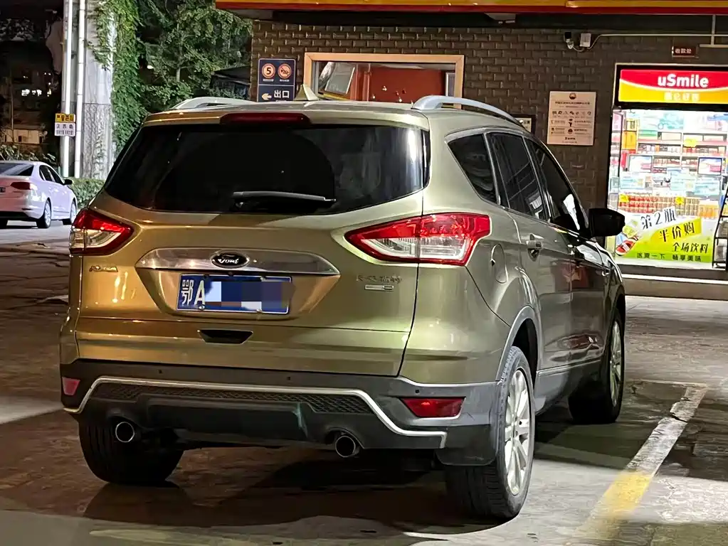 Ford Kuga 2017 — фото 6