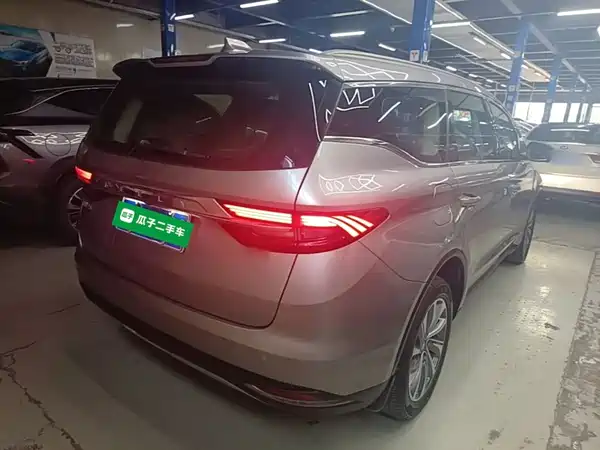 Geely Jiaji 2019