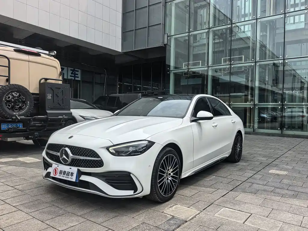 Mercedes-Benz C-Class 2022