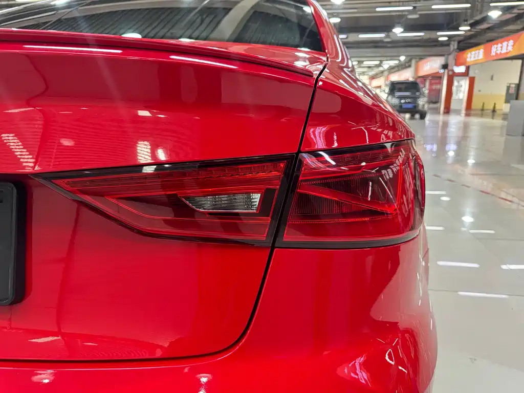 Audi S3 2016 — фото 20
