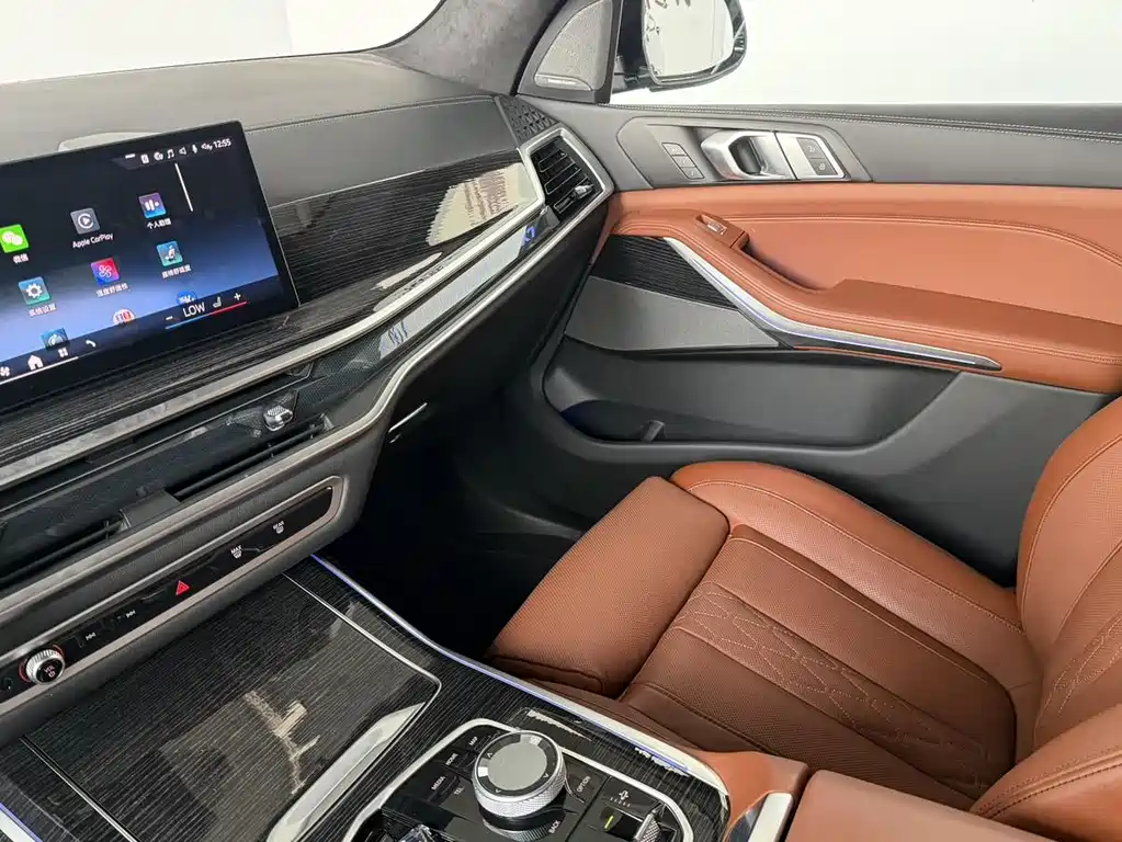 BMW X7 2025 — фото 20