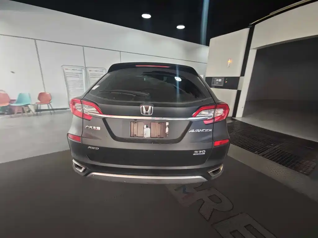 Honda Avancier 2017 — фото 9