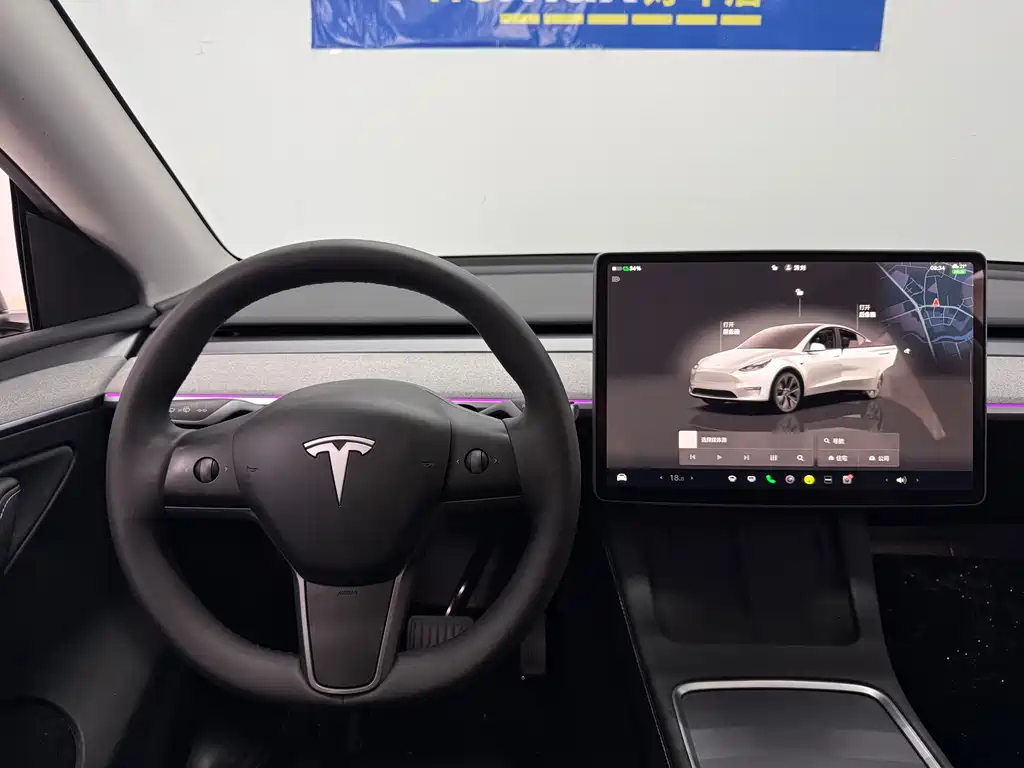 Tesla Model Y 2024 — фото 12