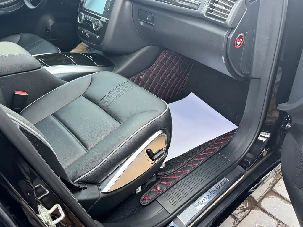 Mercedes-Benz R-Class 2015 — фото 14