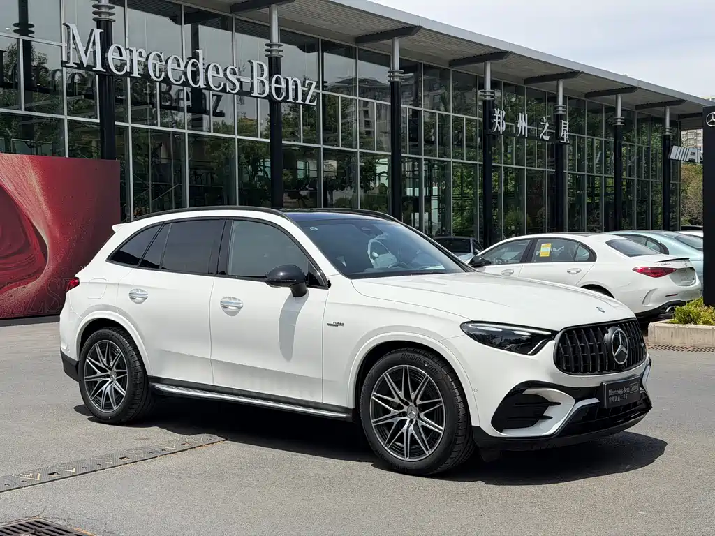Mercedes-Benz GLC AMG 2025 — фото 6