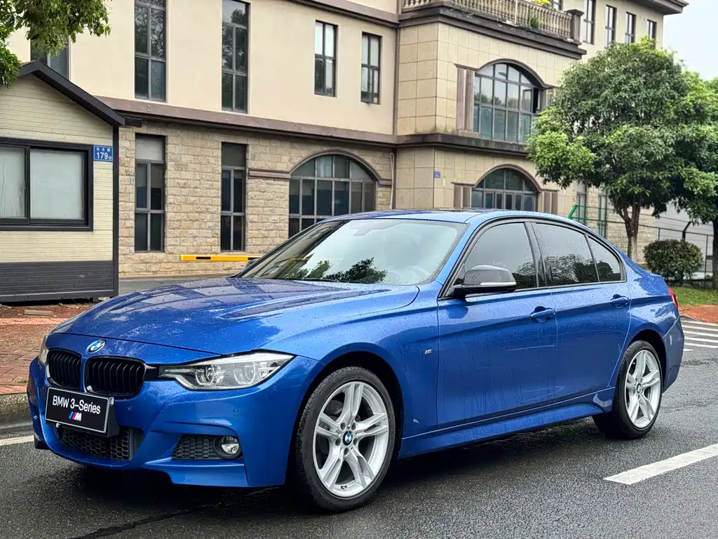 BMW 3 Series 2017 — фото 1
