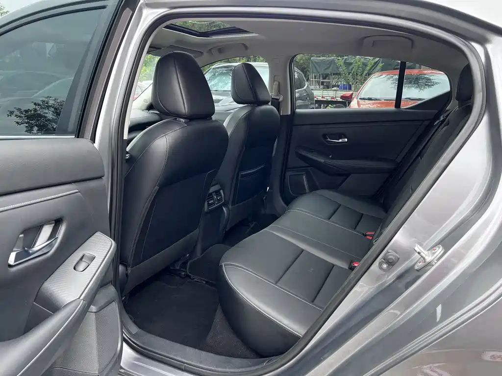 Nissan Sylphy 2019 — фото 10