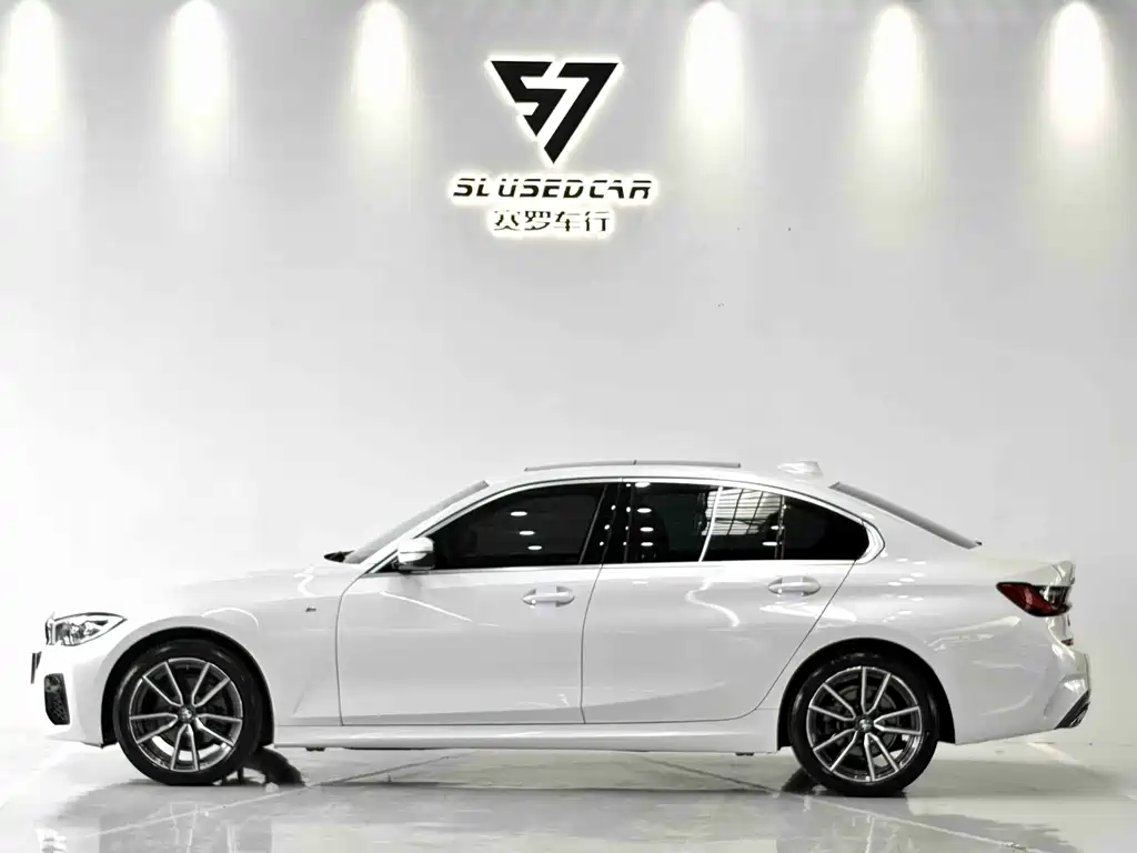 BMW 3 Series 2021