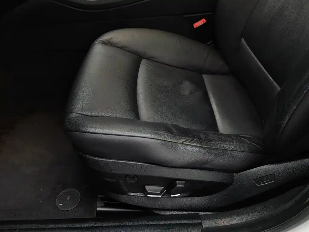 BMW 5 Series 2013 — фото 20
