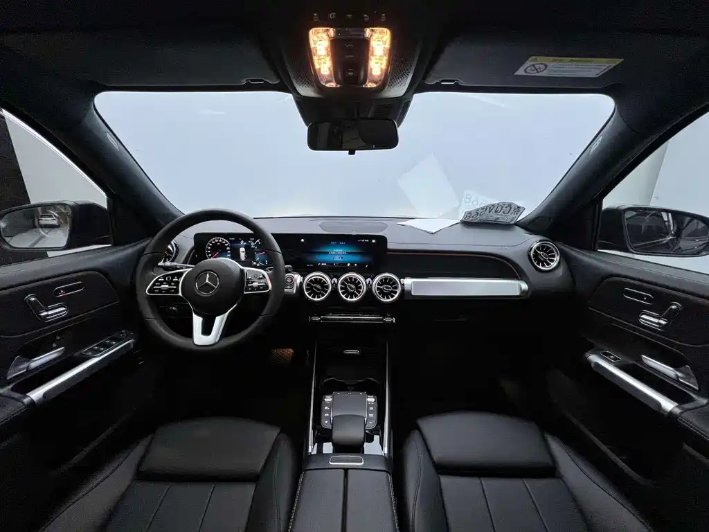Mercedes-Benz GLB 2023 — фото 10
