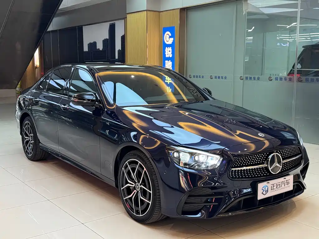 Mercedes-Benz E-Class 2021