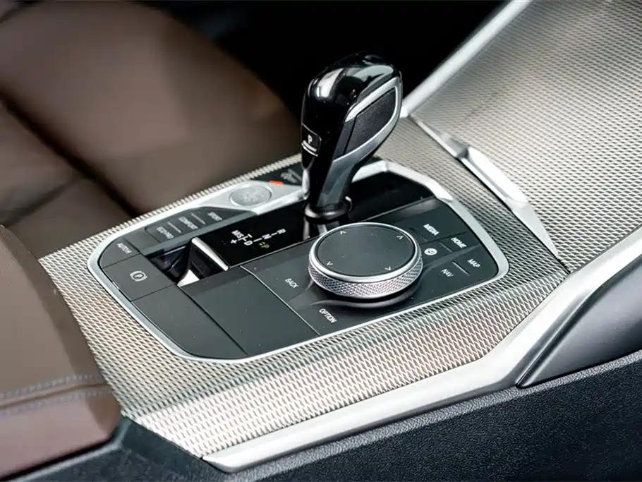 BMW 3 Series 2022 — фото 18